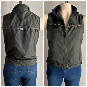 GAP Green Utility Nylon Vest Women’s Small Zip Up Reflective Trim Layer